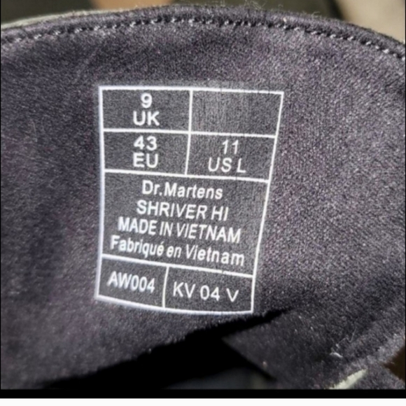 Dr. Martens Shriver HI Boots - Picture 7 of 12